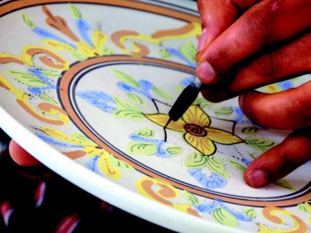 creative-brochure-e1575317482927-1200x600